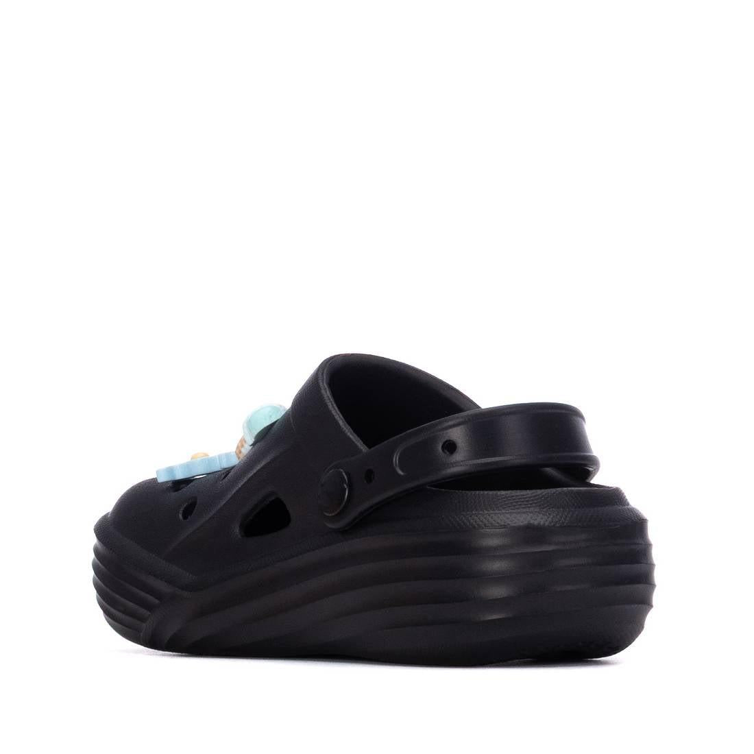 Zueco de niña plano Xti kids 15310101