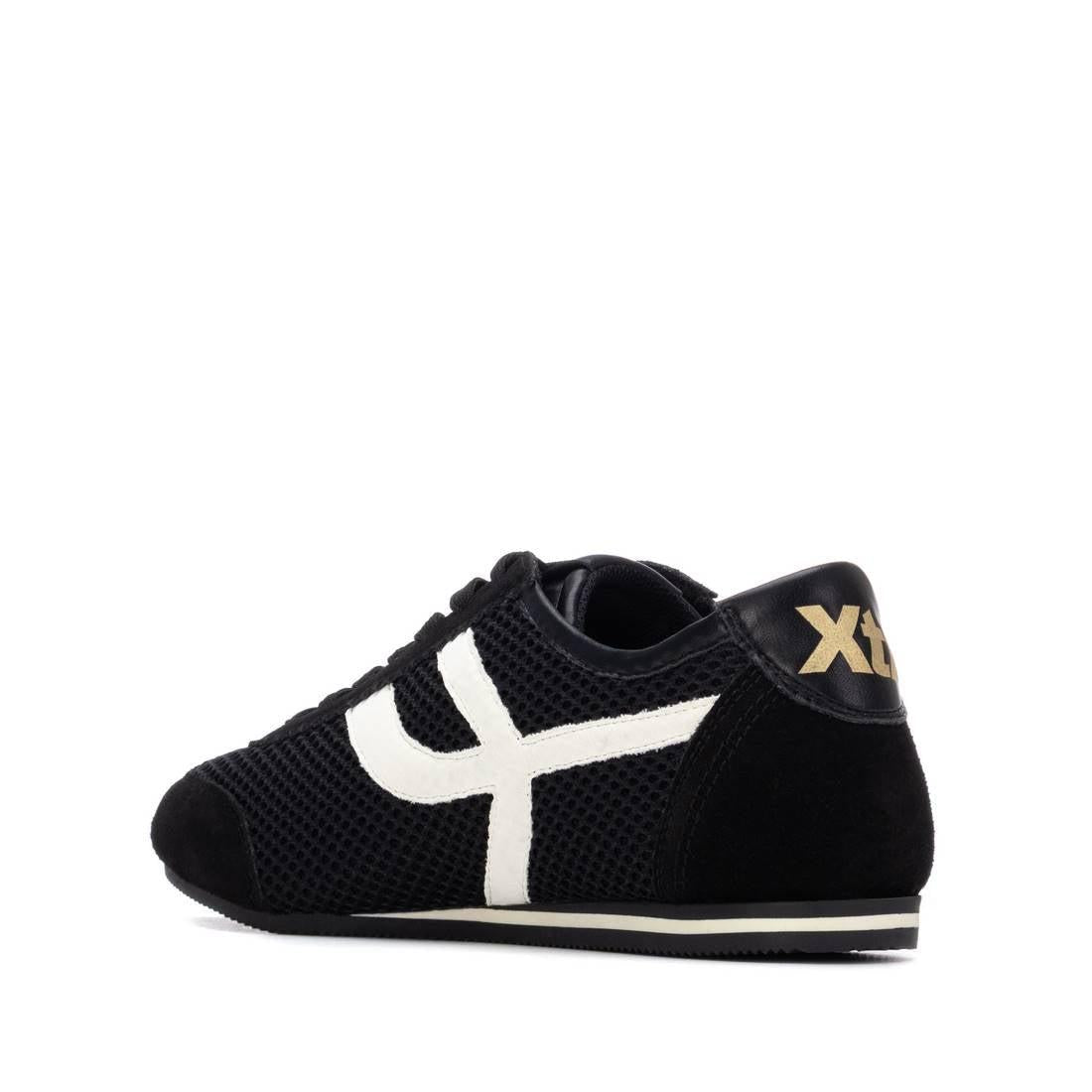 Zapatilla de mujer plano Xti 14522904