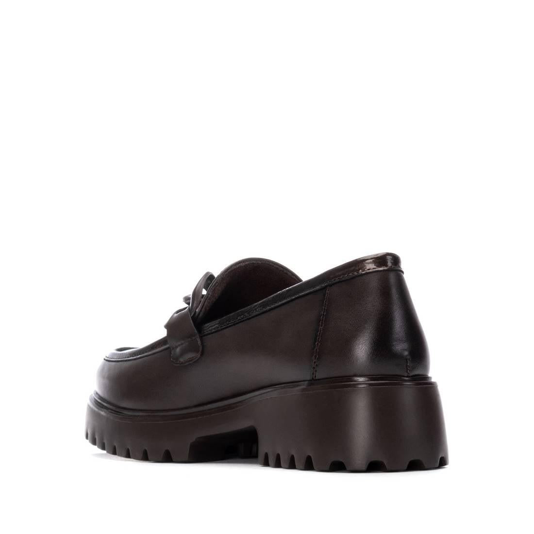 Zapato de mujer plano Xti 14449102