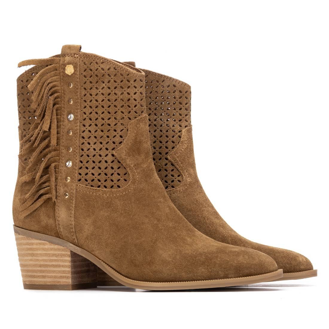 Botin de mujer con tacón Carmela 16315003
