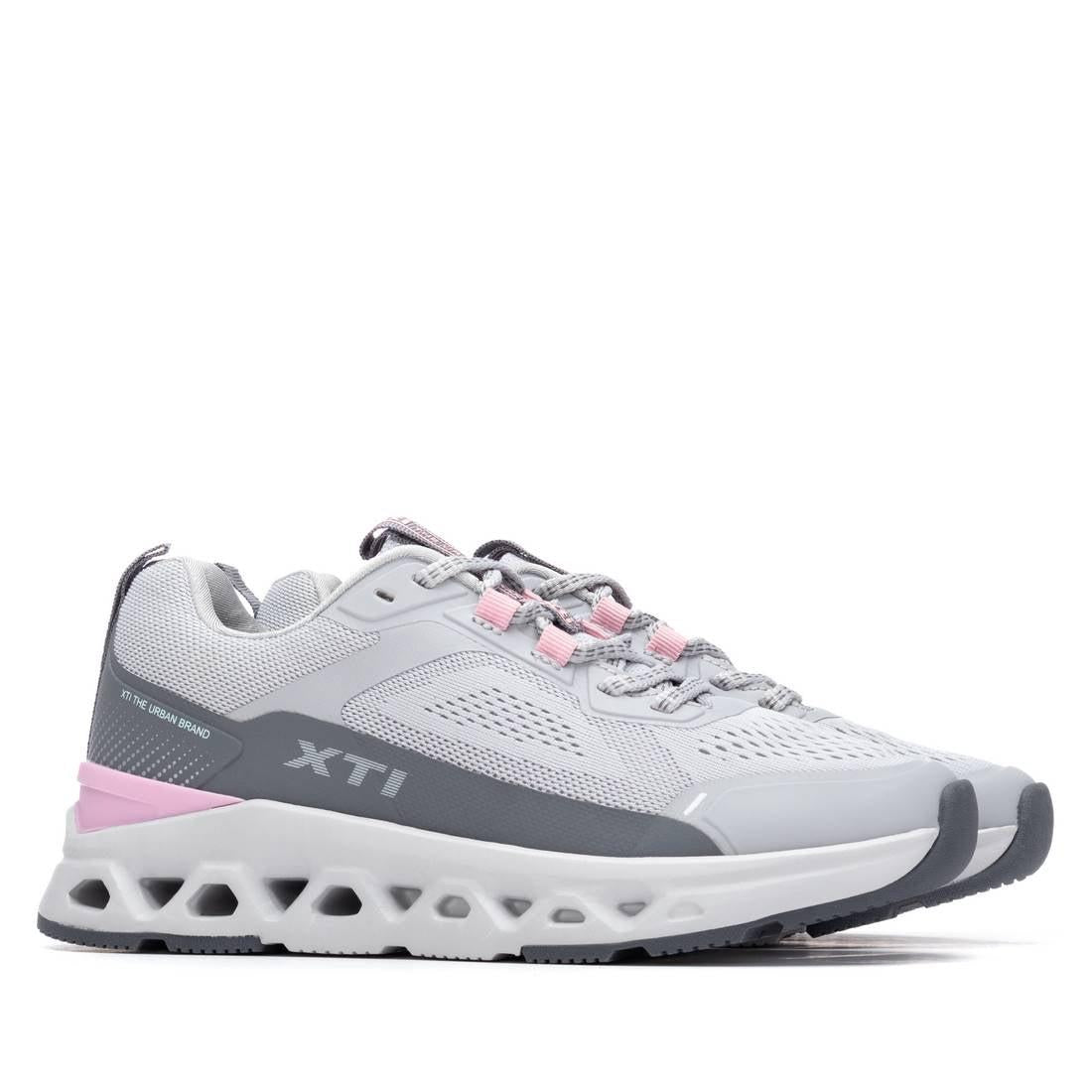 Zapatilla de mujer plano Xti 14518002