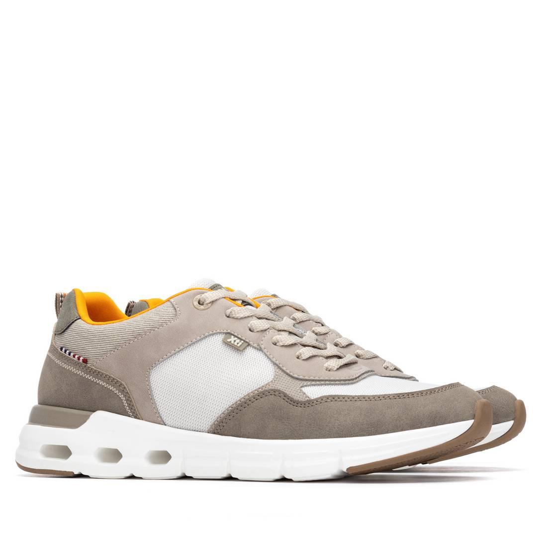 Zapatilla plana para hombre Xti 14576104