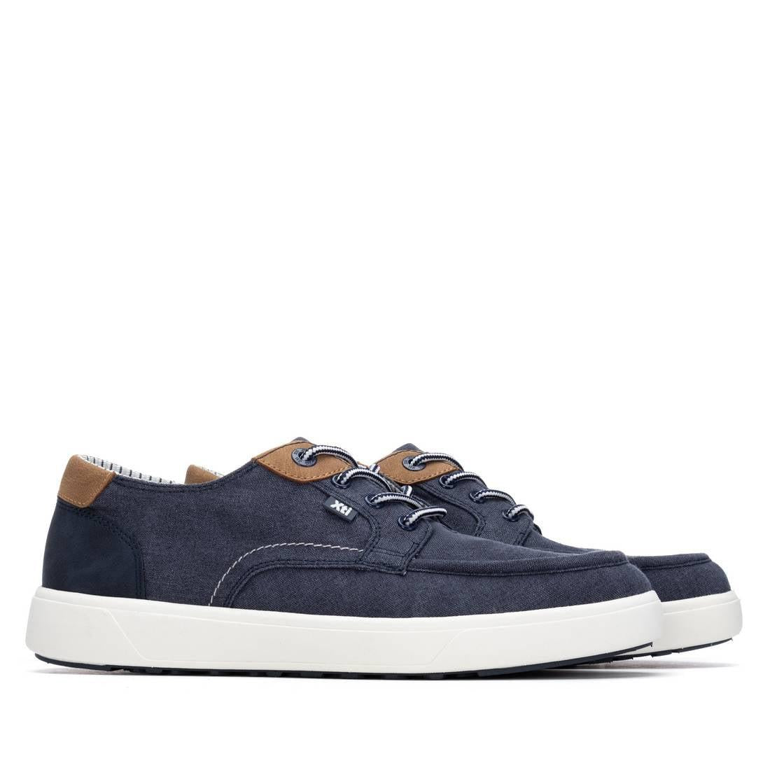 Zapato de hombre plano Xti 14576404