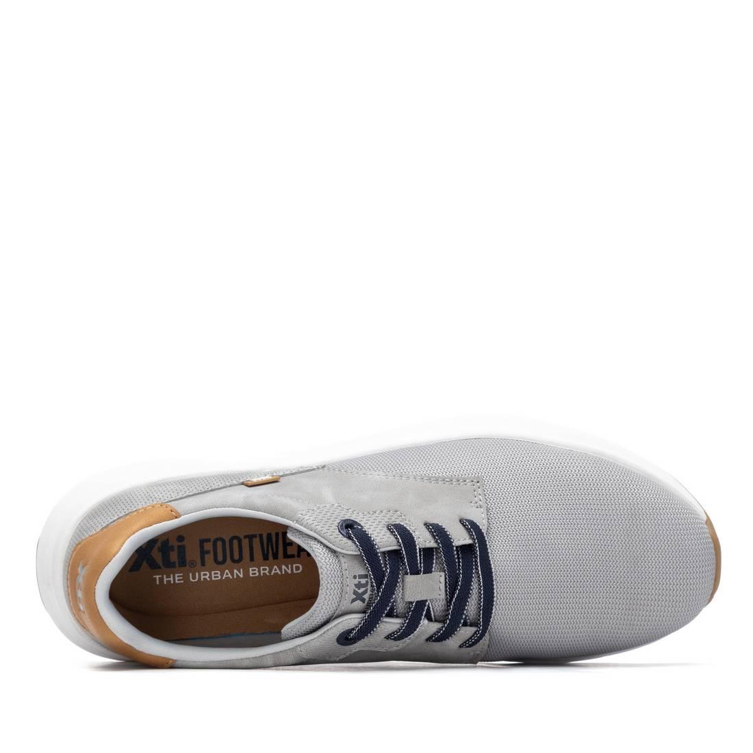 Zapato de hombre plano Xti 14576602
