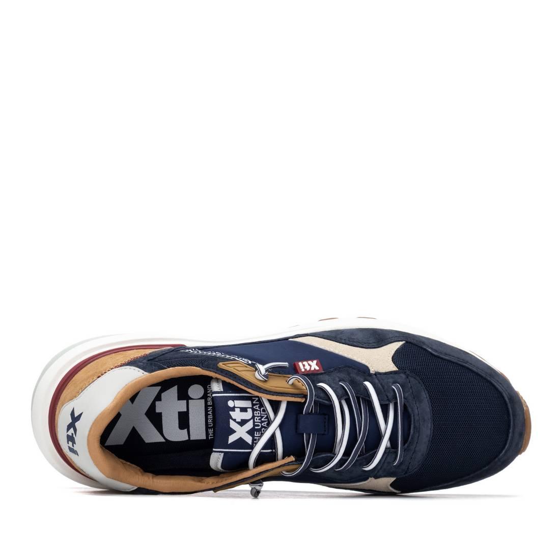 Zapatilla de hombre plano Xti 14571701