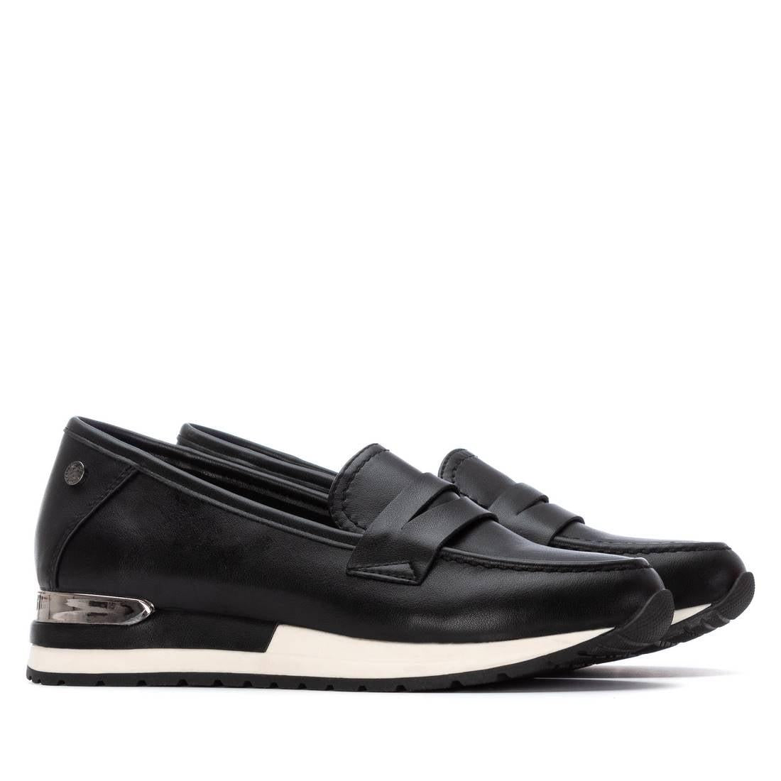 Zapato de mujer plano Xti 14440803