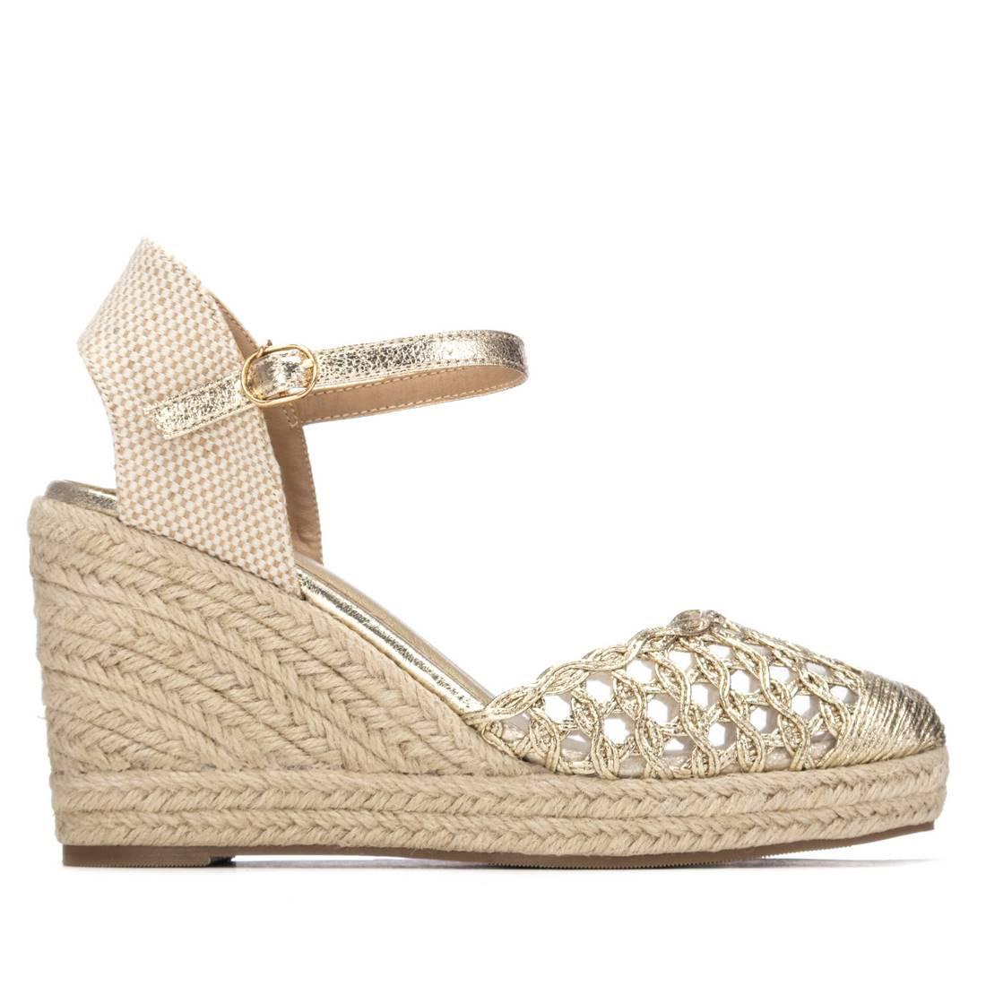 Zapato de mujer con cuña Xti 14534803