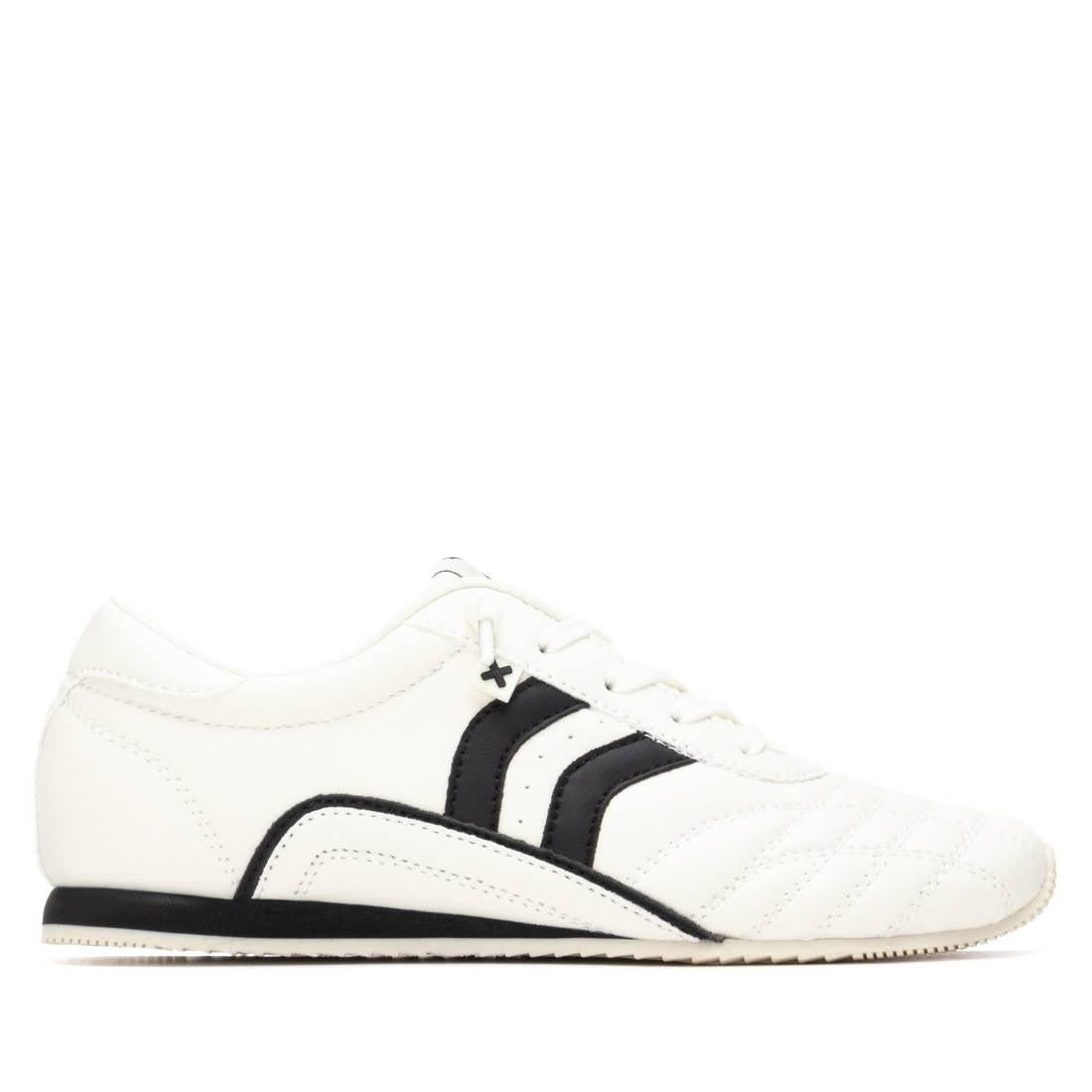 Zapatilla plana de mujer Xti 14460603