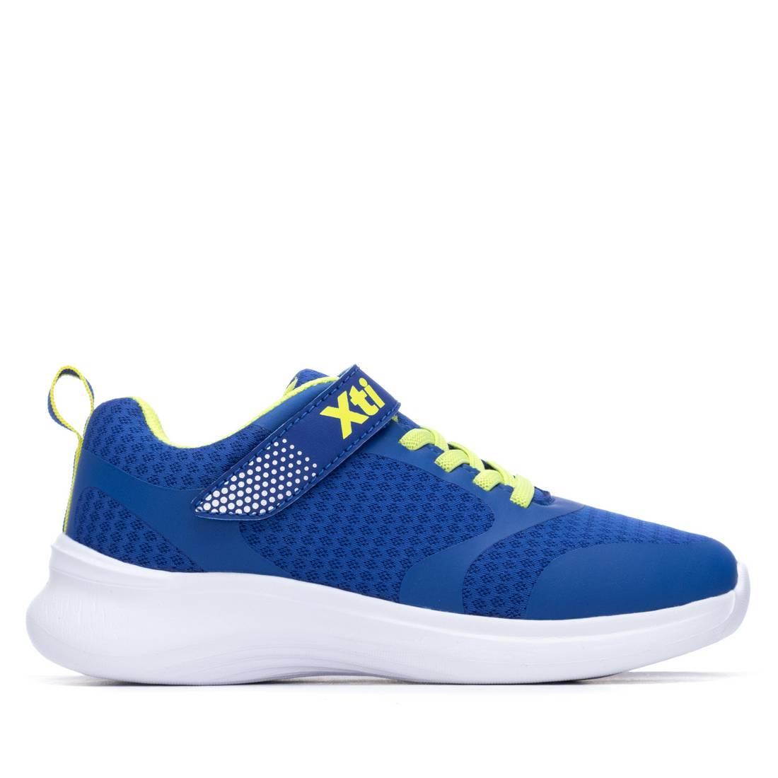 Zapatilla de niño plano Xti kids 15307001