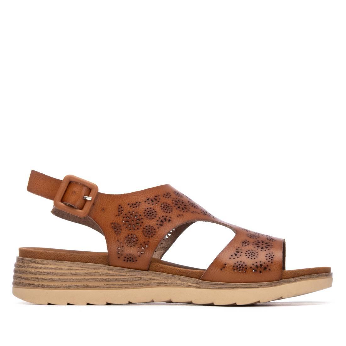 Sandalia plana de mujer Refresh 17516703
