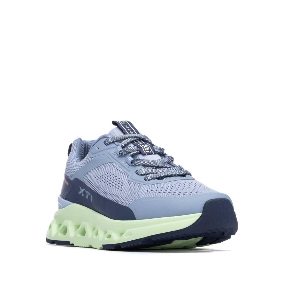 Zapatilla de mujer plano Xti 14518001