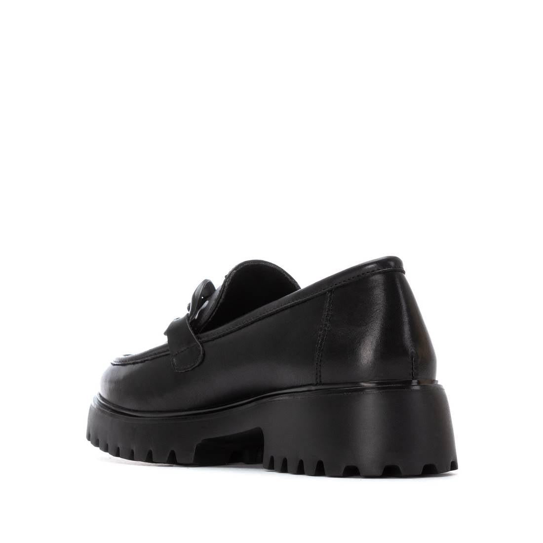 Zapato de mujer plano Xti 14449101