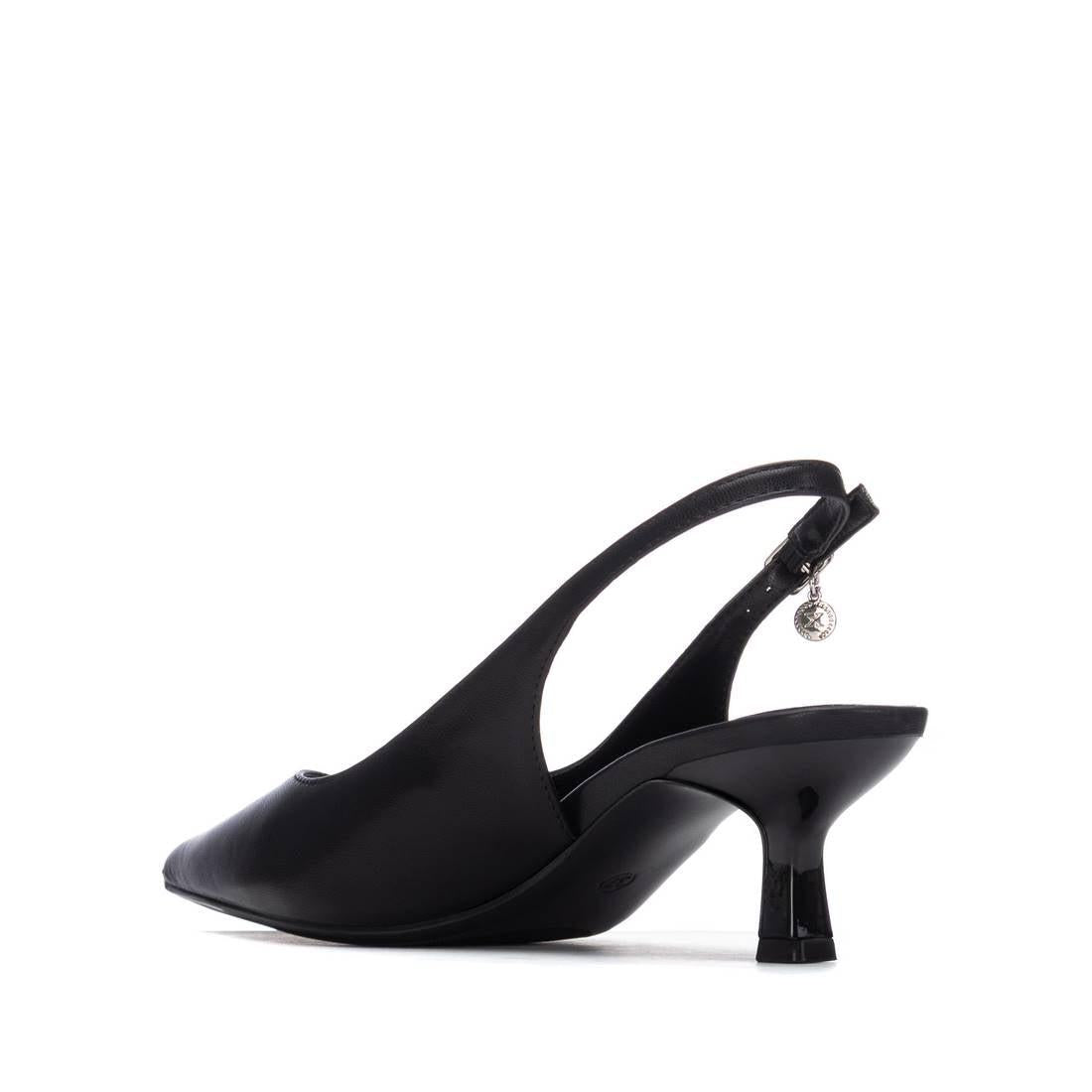Zapato de mujer con tacón Xti 14535901
