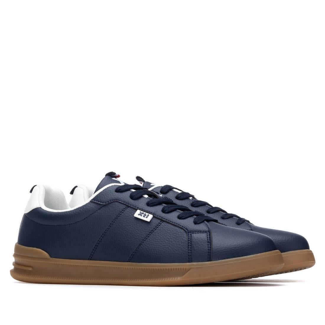Zapatilla de hombre plano Xti 14570402