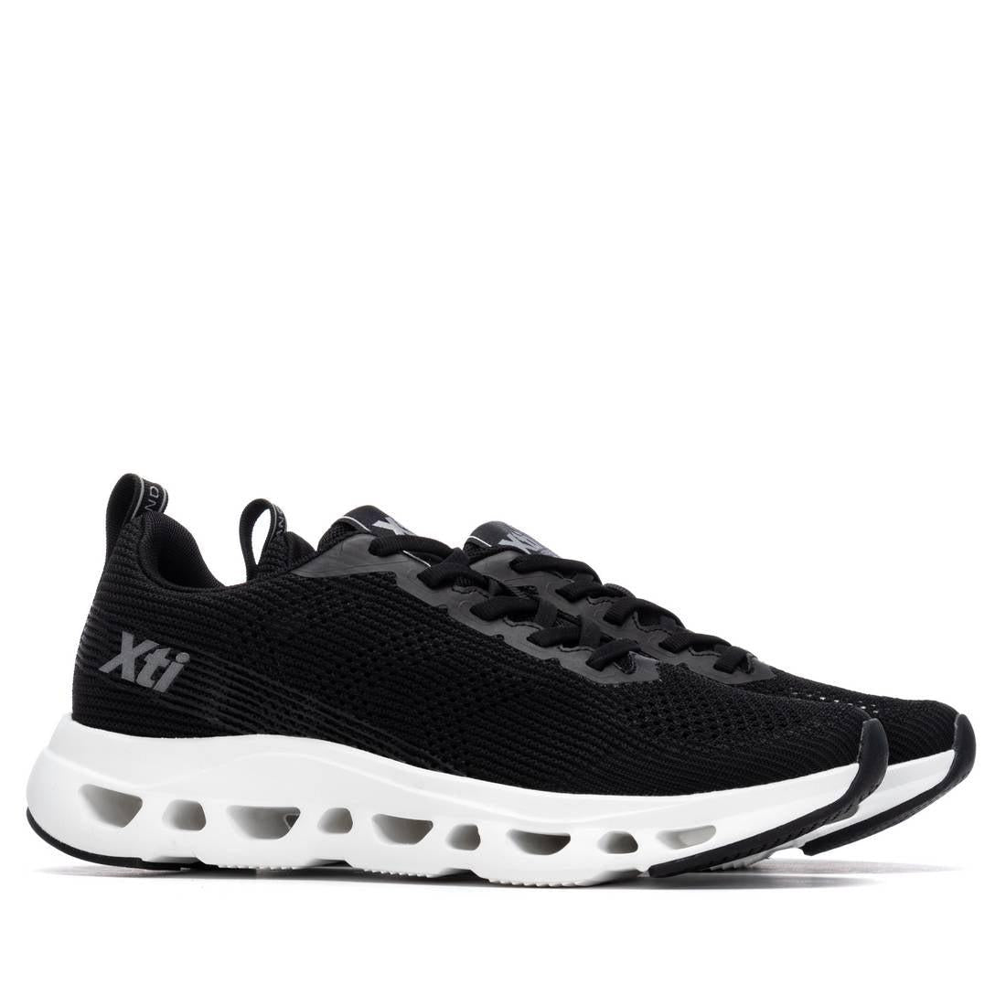 Zapatilla de hombre plano Xti 14574803